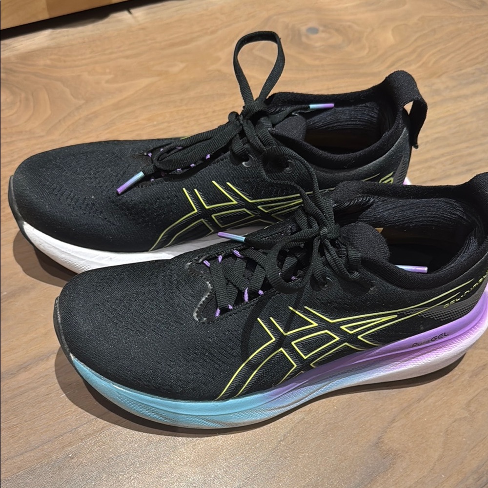 ASICS Women's Gel Nimbus 25 Black Running Shoes